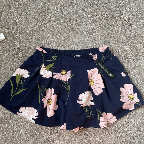 Boutique Summer Set - Picture 5 of 5